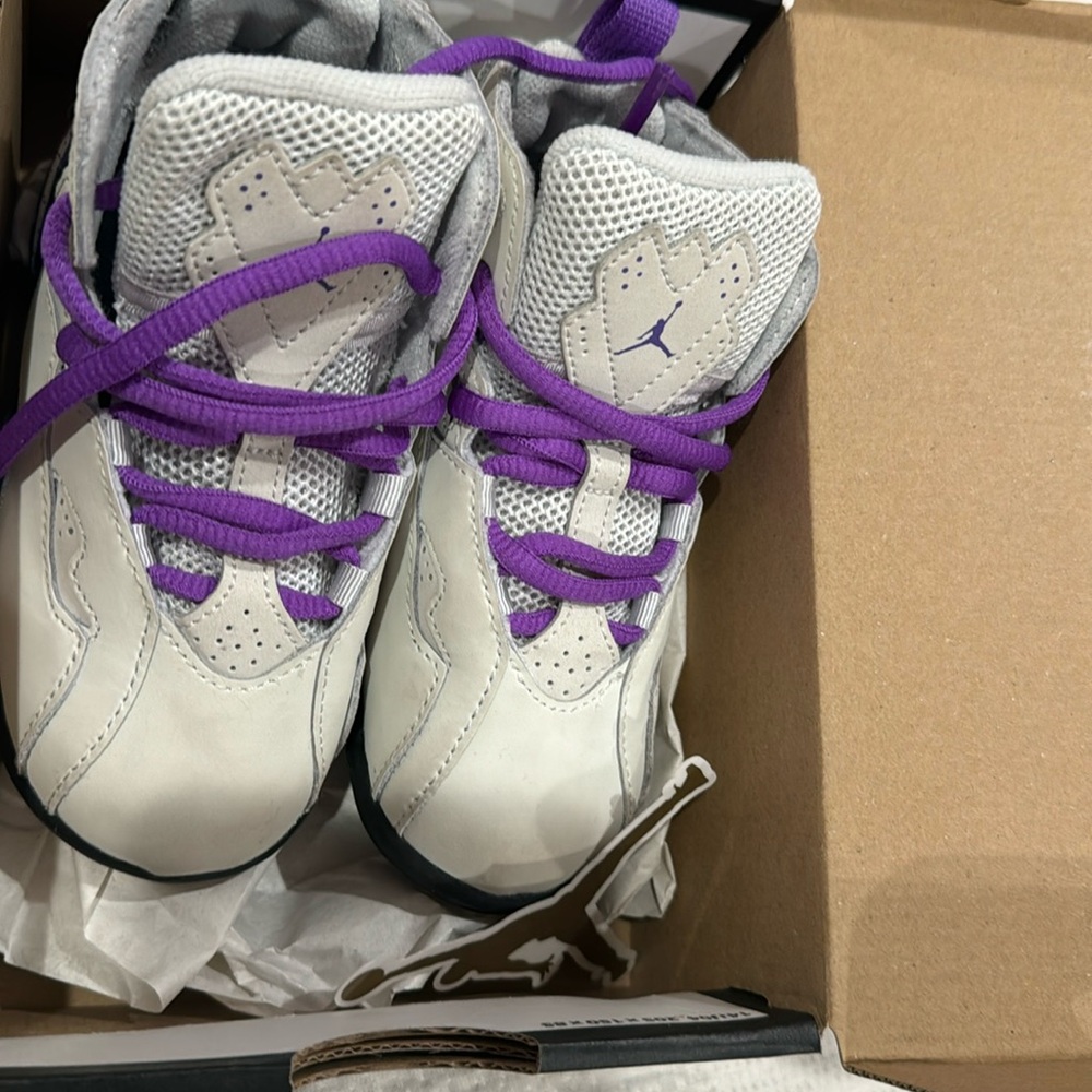 Jordan true flight